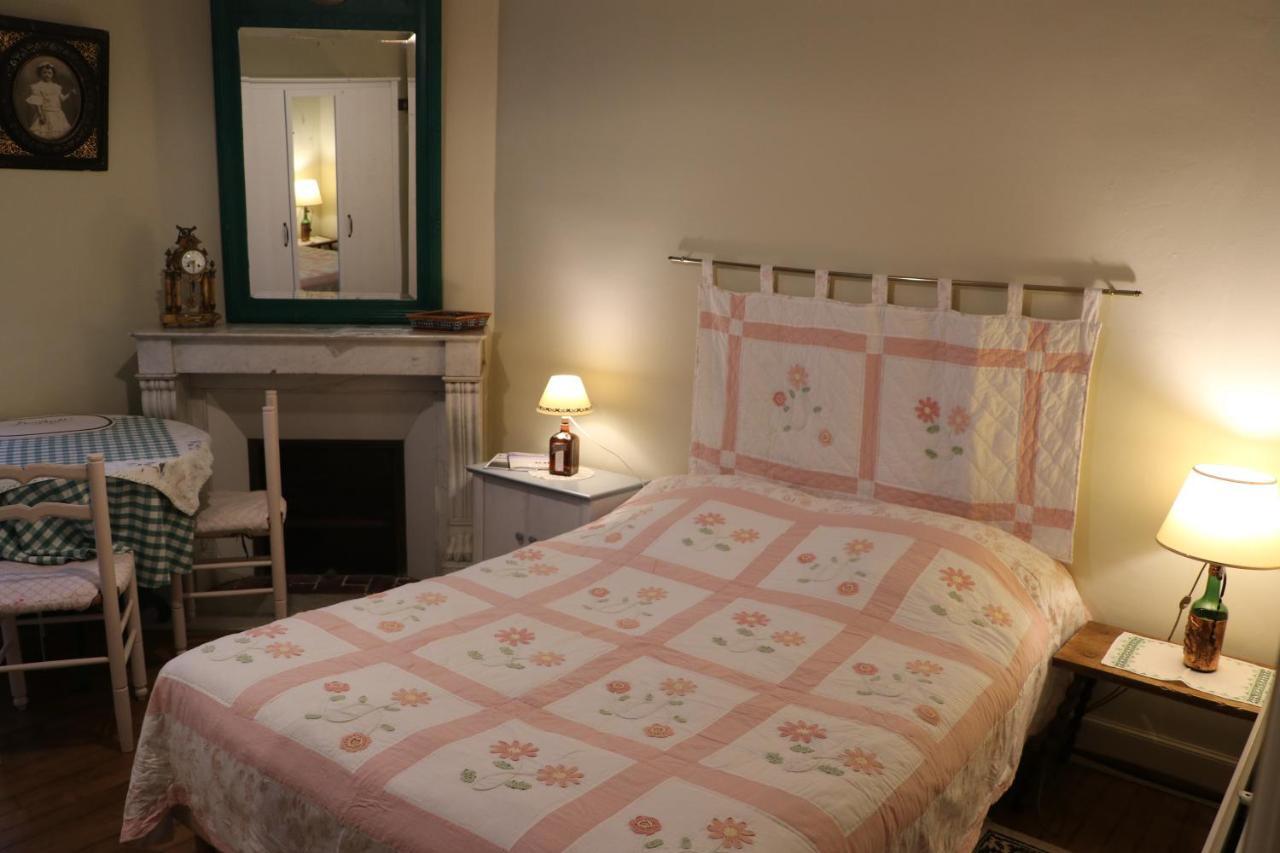 Bed and Breakfast Les Gouleries à Dangy Extérieur photo
